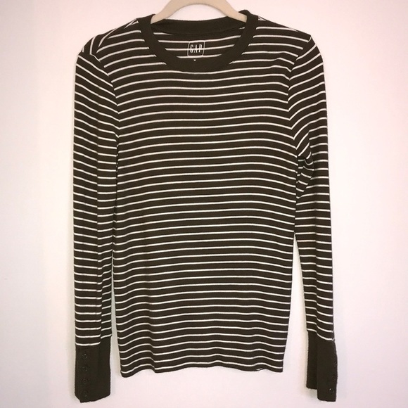 GAP Striped Top Size Medium​​ - Picture 1 of 4